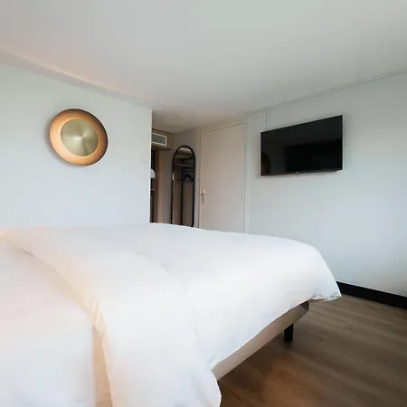 Campanile Paris Ouest - Gennevilliers Port Hotel Exterior photo